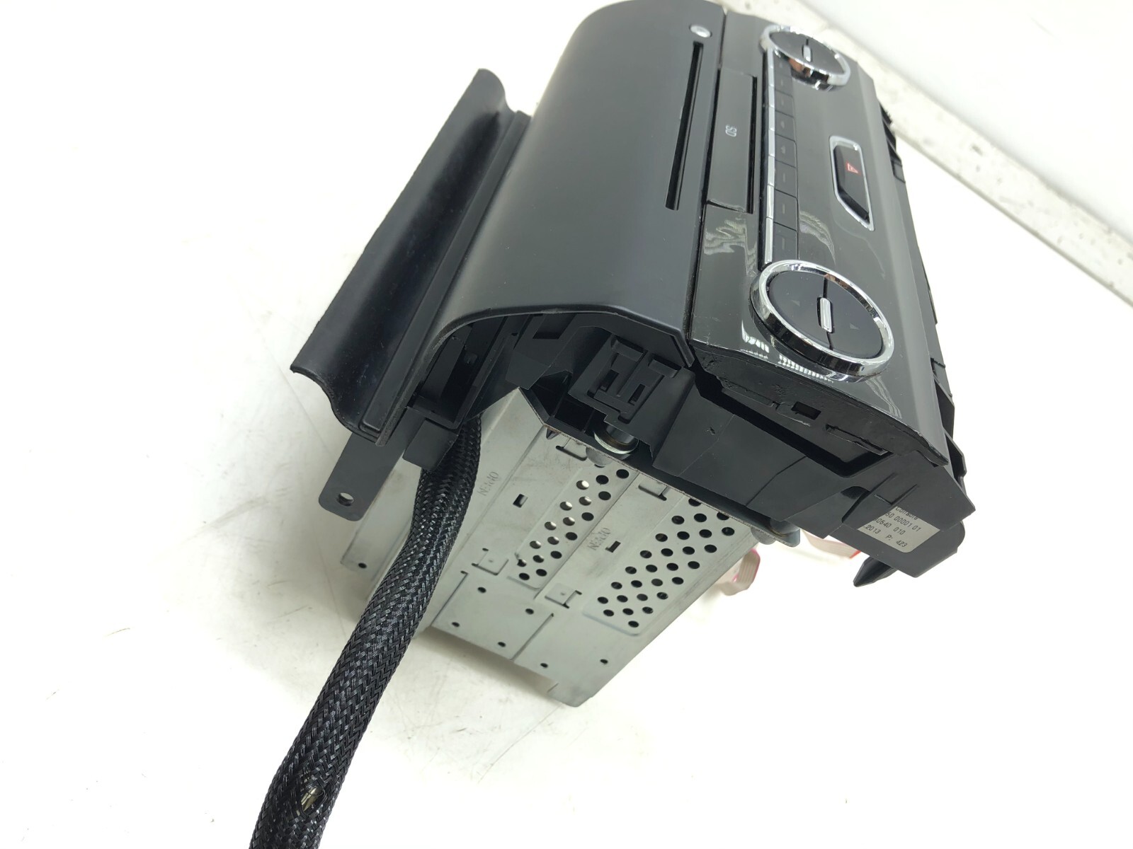 2014-2017 MASERATI GHIBLI SQ4 AM FM RADIO RECEIVER CD PLAYER OEM.
