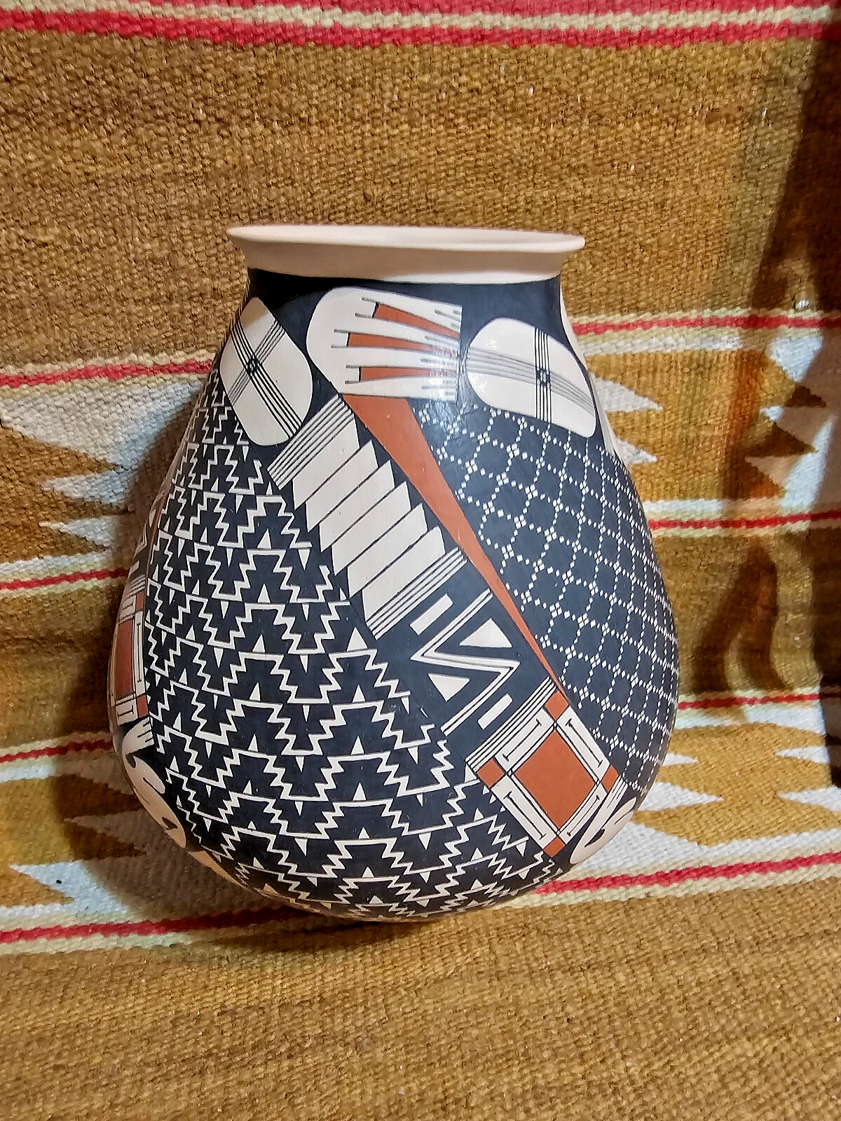 Foto 1 di 10
