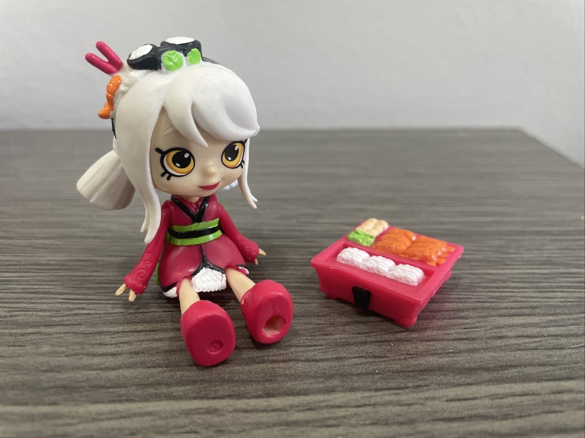 Shopkins Happy Places Sara Sushi Lil' Shoppie W/ Exclusive Figure