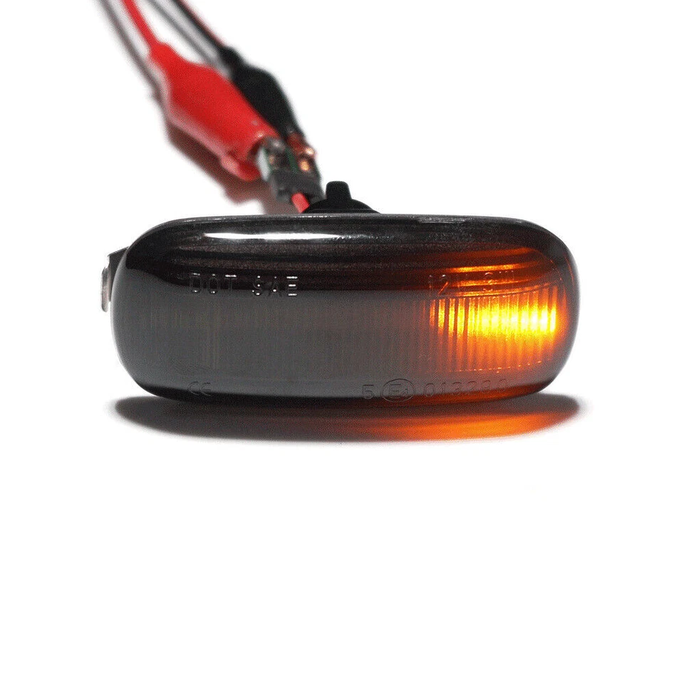 Dynamic Side Fender Marker LED Turn Signal Indicator Blinker Light For Audi A3 B - Image 2 of 4