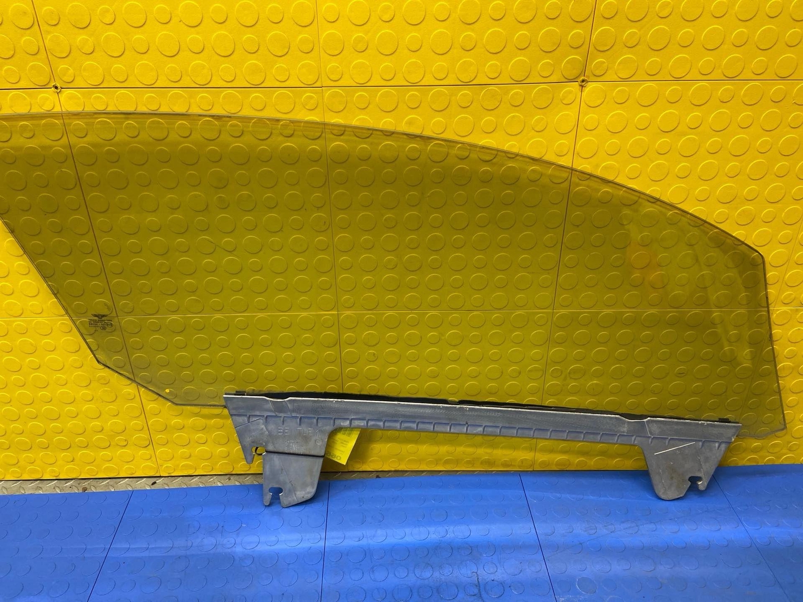 06 07 08 09 BENTLEY Continental GT Coupe Front Left Door Window OEM 3W8845021B