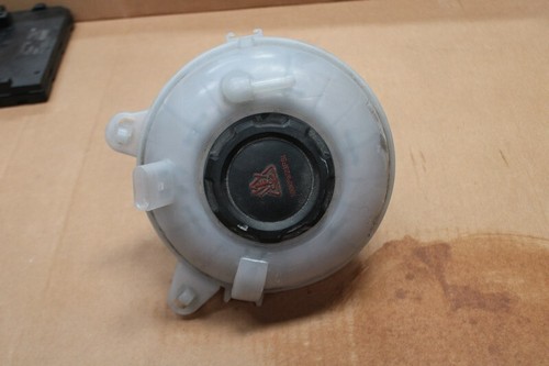 VW Golf 7 Kühlwasserbehälter Ausgleichsbehälter Behälter Kühlmittel 5Q0121407 G