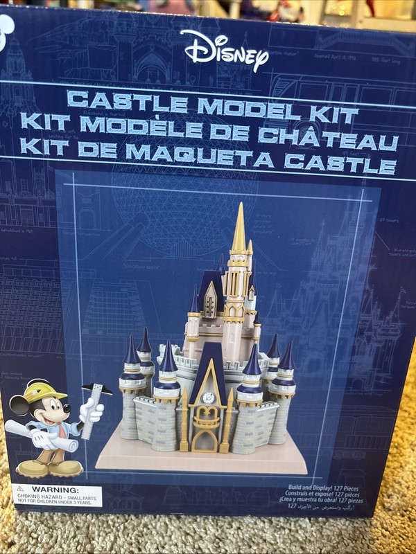 NEW IN BOX Disney Parks Cinderella Castle DIY Model Kit Build Display 127 Pieces