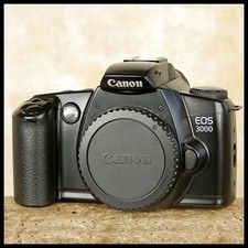 Canon EOS 3000 AF 35mm SLR Film Camera Small chip on hand grip