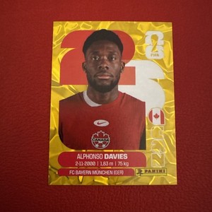 Panini FIFA World Cup Alphonso Davies CAN 3 Gold Crumple
