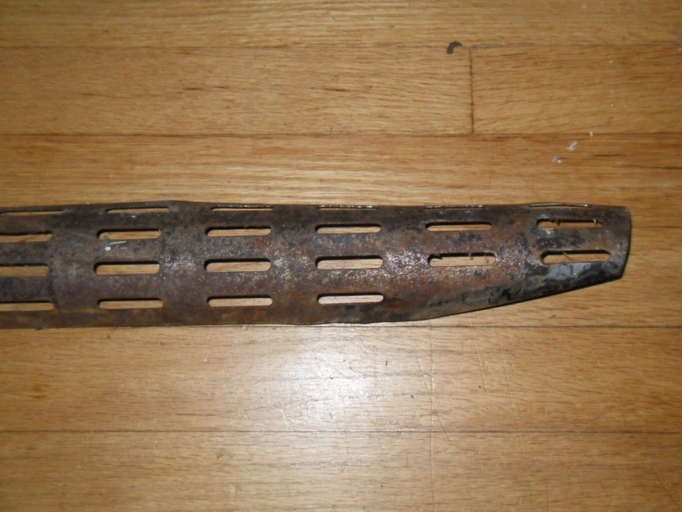 Benelli 1968 50CC Fireball Trail escape escudo térmico - ¿Zumbador Dynamo? Foto 3 de 4