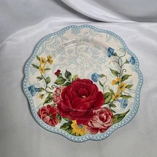Sweet Rose Salad Dessert Plate 8.75” The Pioneer Woman Roses Florals 