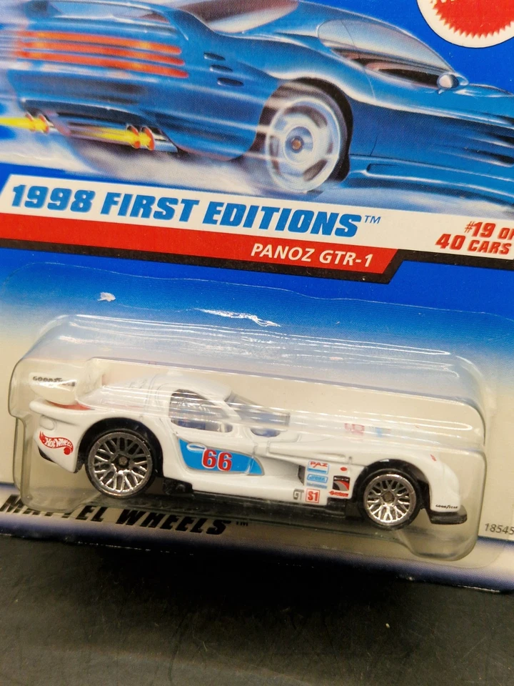 Hot Wheels First Editions Panoz GTR-1 Model Car (B93) - Image 2 of 4