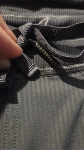 Lululemon Dance Studio Pants Full Length Fully Lined Grey Size 12 Striped - Picture 7 of 17