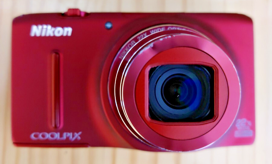 Nikon COOLPIX S9500 Red 18.1MP 22x Zoom Compact Digital Camera