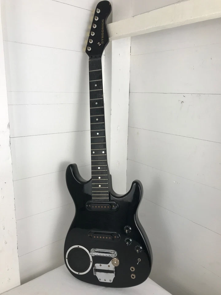 Synsonics电吉他带内置电池供电扩音器-维修项目 — 第 3/4 张图片