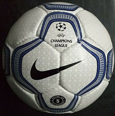 NIKE UEFA CHAMPIONS LEAGUE GEO MERLIN 