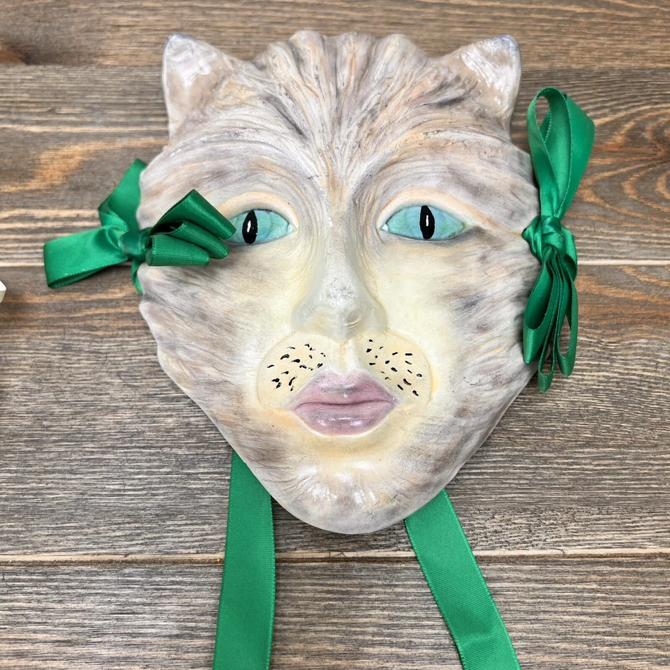Hanging Ceramic Wall Mask Cat &Lady  Vintage Home Decor - Image 4 of 4