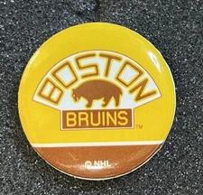 NHL BOSTON BRUINS 1.25" BUTTON LIMITED METAL PINBACK BROWN BEAR DESIGN