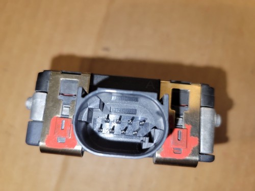 2016 TO 2022 VOLKSWAGEN PASSAT FRONT CRUISE CONTROL RADAR SENSOR 561907561A - Picture 4 of 10