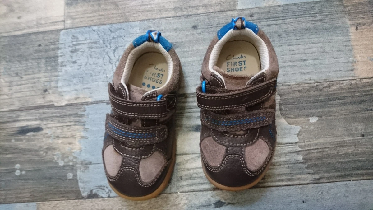 Clarks boys shoes size 4 new arrivals