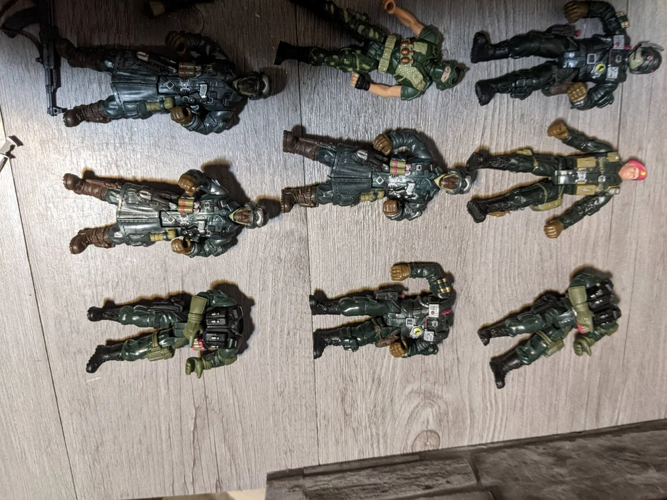 READ True Heroes Military Tactical 1:18 Toys R Us Soldiers Army Men Figure Lot - Image 3 of 3