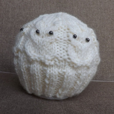 Handgestrickte Unisex KINDER EULENMÜTZE, Creme, passt 2-3 Jahren, Neu Handarbeit