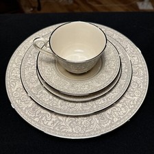 Franciscan Masterpiece China Platinum Renaissance 40 Piece Set