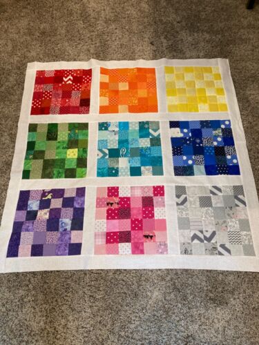 Handmade Quilt Top, Ready to finish -Scrappy rainbow squares - 44 x 44" - Bild 2 von 8