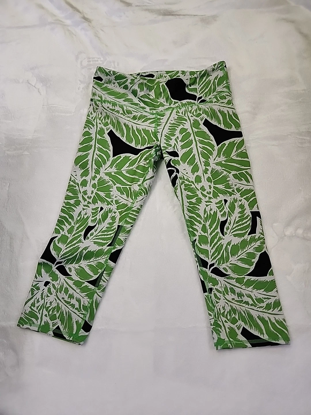 alo-yoga palm springs leggings