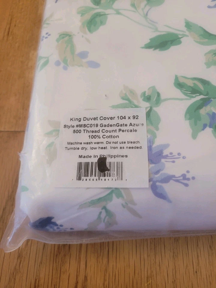 Matouk Schumacher Garden Gate #MSC019 King Duvet Cover Azure 500THD 104x92 - Image 4 of 4