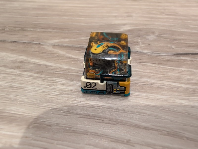 Dwarf Factory Mcwhale & Xpider Sentry Keycap - Cherry MX