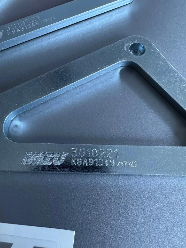 Mizu  Heckhöherlegung für Yamaha FZ 8 RN25  &  FZ 1  RN16 mit ABE  +30mm - Bild 3 von 4