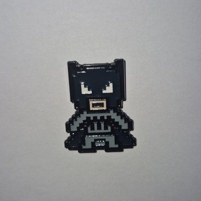 Emaille Metall Pin Anstecker Zubehör DC Comics Superheld Batman Pixel Figur 