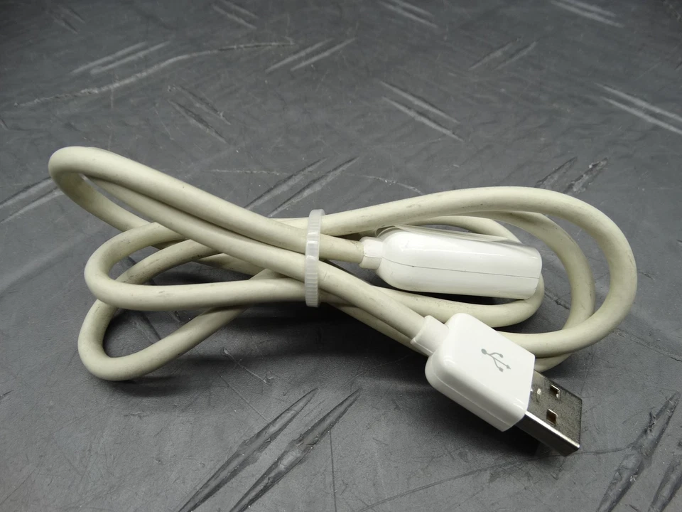 Apple USB Extension Cable 3ft Cord White Authentic Vintage - Image 2 of 3