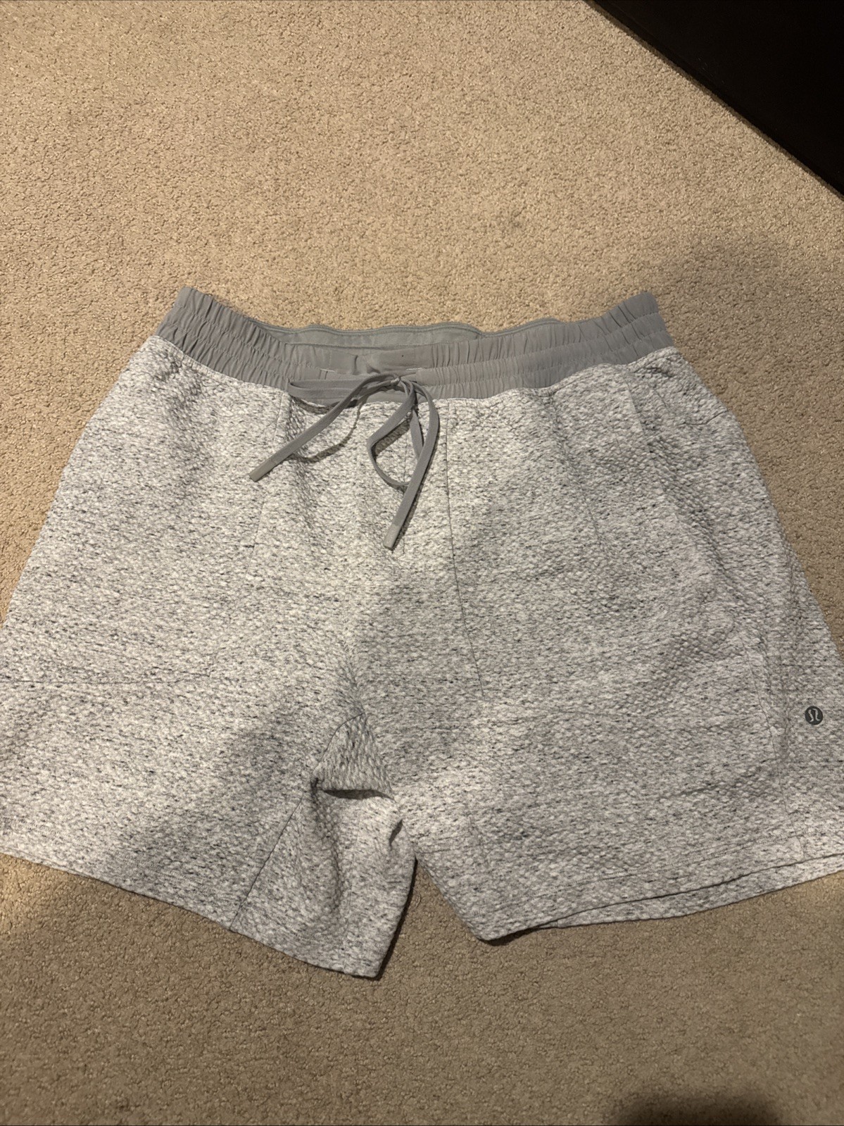 Lululemon Men's XL Shorts Gray And Comfortable
