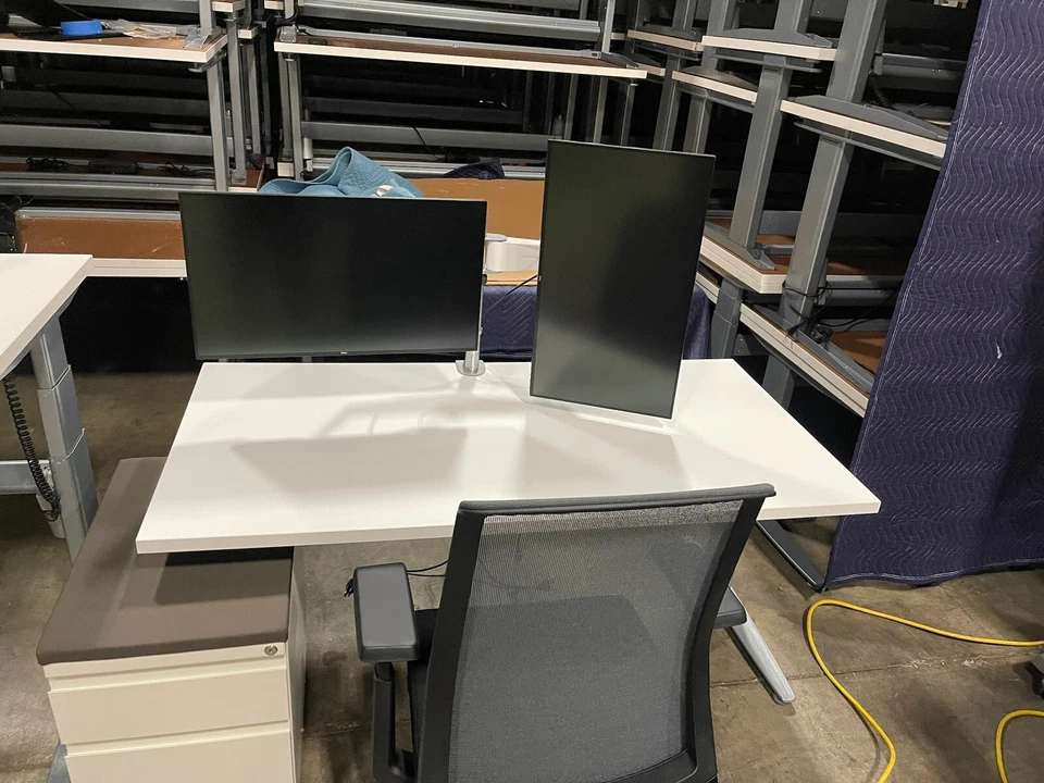 Knoll Sapper Doppelmonitorarm, 24" Mast, tiefe Tischklemme" *gebraucht* - Bild 3 von 4