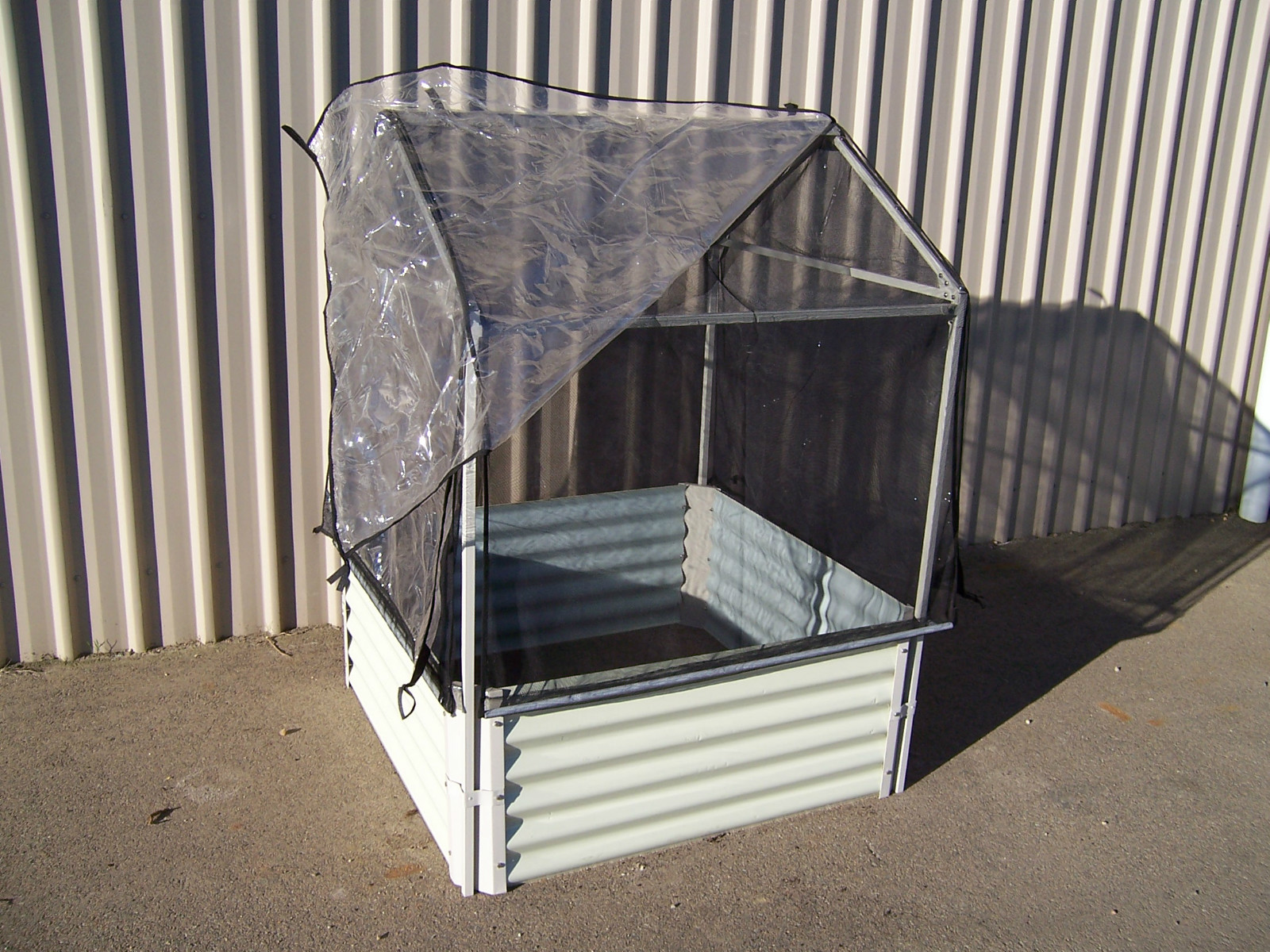 Raised Garden Bed With Greenhouse & insect covers, gardening, mini