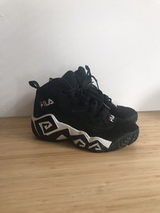 vintage fila shoes