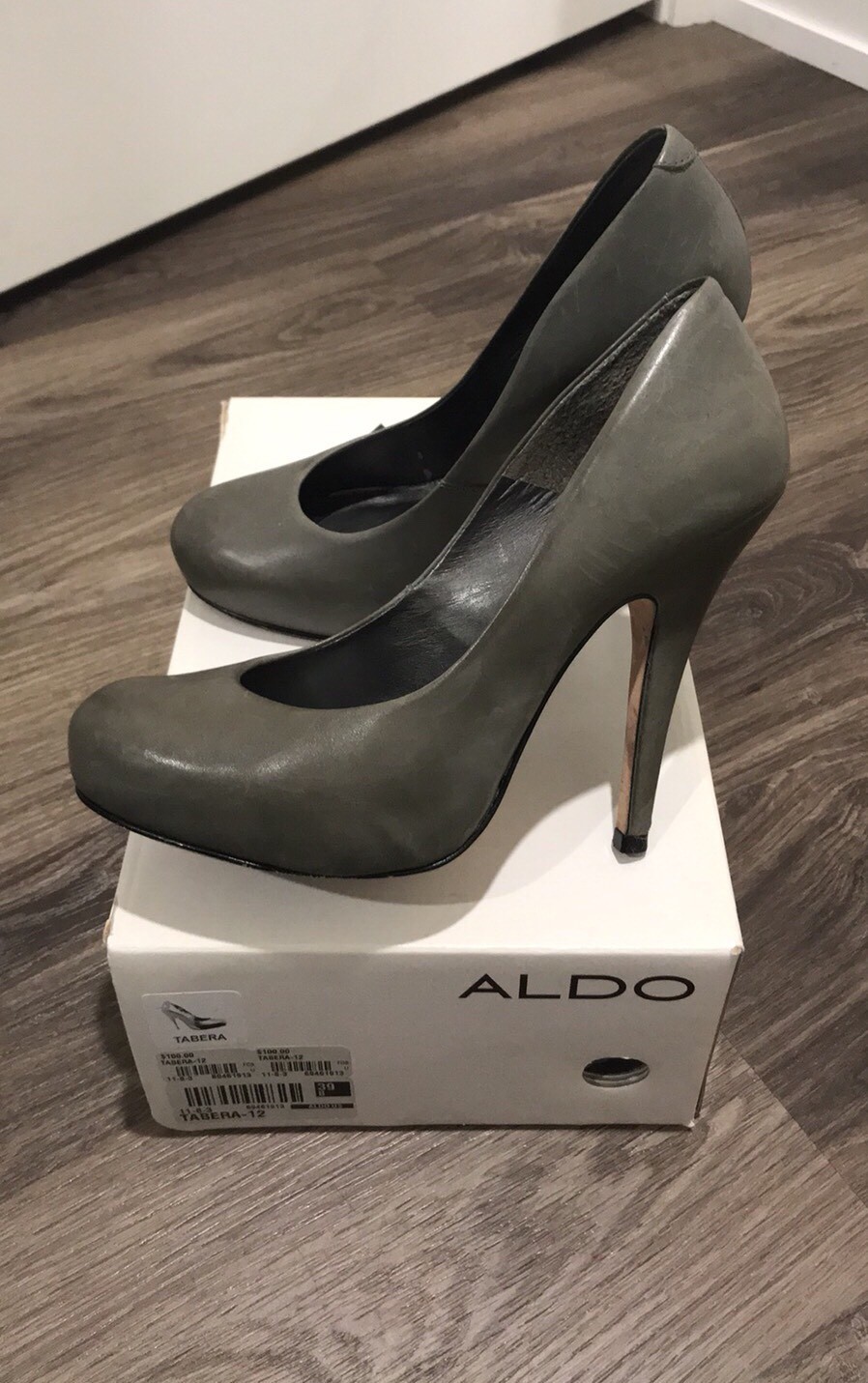 aldo grey heels