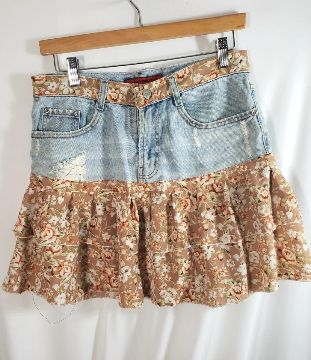 Mini skirt, recycle denim, fun design, layer chiffon, size M
