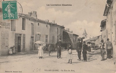 AK Villey-le-Sec (54) - La rue du Fort