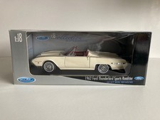 1/18 Welly 1962 Ford Thunderbird Roadster