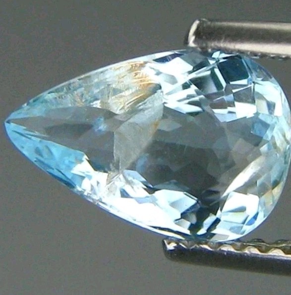 1.36ct Aguamarina Natural Azul-Verde Con Certificado Gemológico GIT.Sin Tratamie