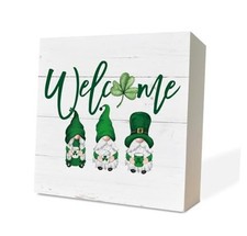 St. Patrick's Day Decor, Welcome Sign, Wooden Box Sign Desk St. Patricks Day 04