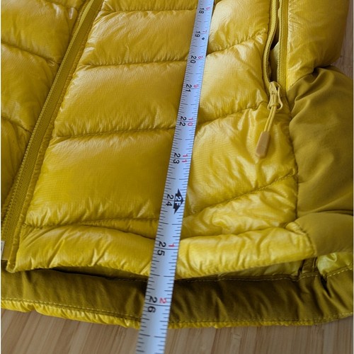 Mountain Hardwear Supercharger Insulated Jacket in Electron Yellow, size S - Picture 8 of 11