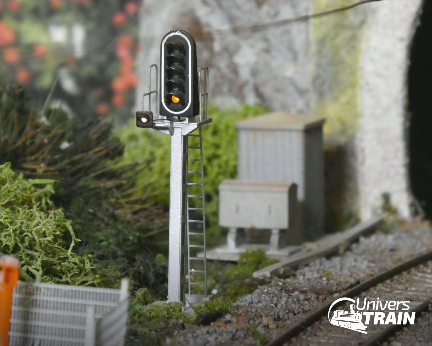 Signal SNCF type C de précision MAFEN 913207 à micro-LED