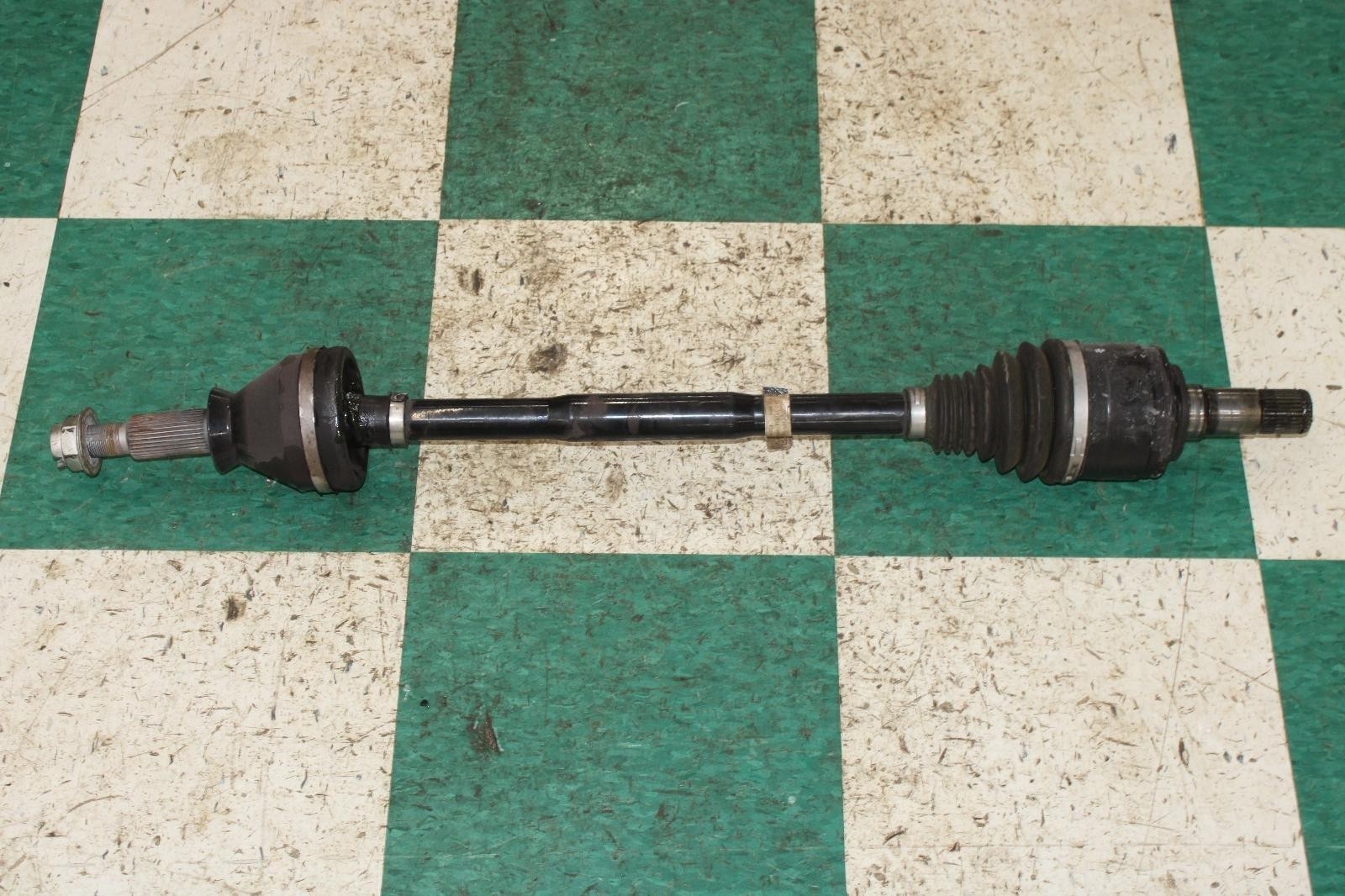 Maserati Quattroporte S Q4 2014-2021 Front Right Cv axle
