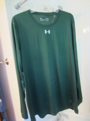 NWOT women's long sleeve active wear top Under Armour Heat Gear Size XL green
