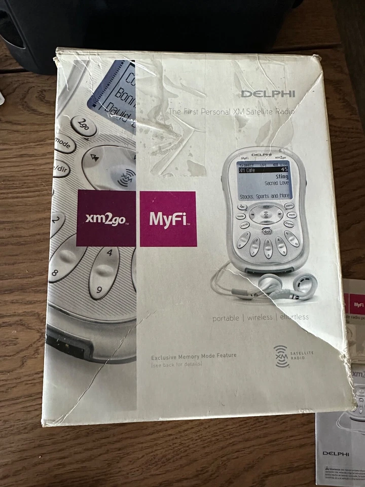 Delphi MyFi Portable XM2go XM Portable Satellite Radio Receiver w/Extras Vintage - Image 2 of 4