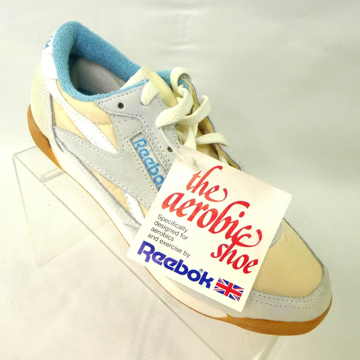 Retro reebok store womens