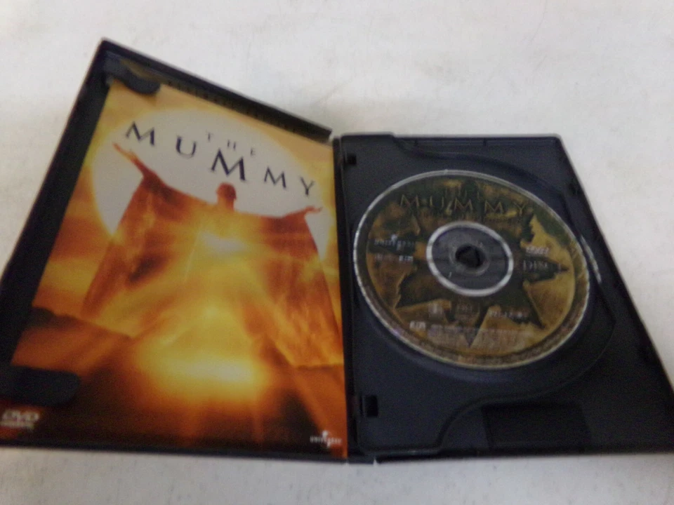 The Mummy - DVD - Ultimate Edition - Image 3 of 4