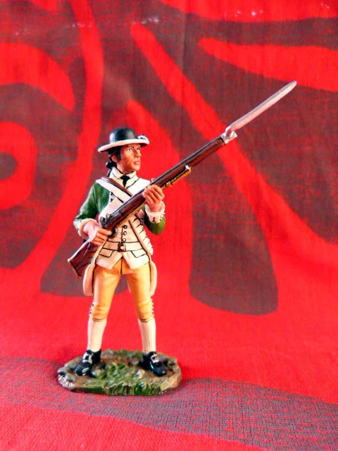 King & Country - America's Revolution - 1776 - AR047 - Standing Ready - Photo 2/3