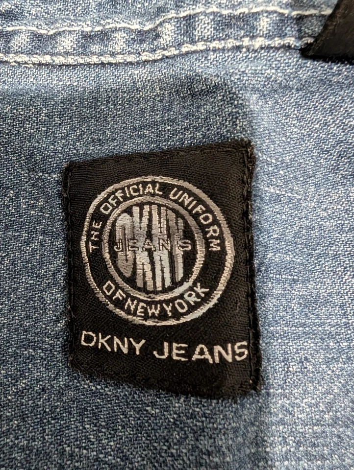 Vintage 90s RARE DKNY Jeans Blue Button Down Shirt Mens Short Sleeve Size Med.  - Image 4 of 4