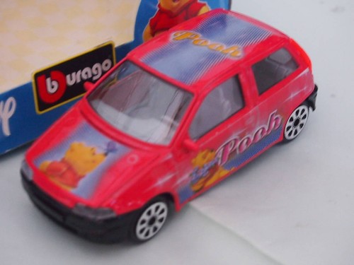 Disney Burago 1/43 Winnie The Pooh Car - Picture 4 of 4